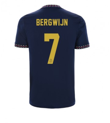 Ajax Steven Bergwijn #7 Bortedrakt 2022-23 Kortermet